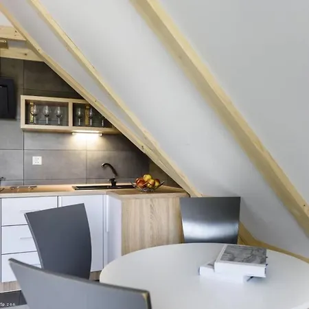 Daire Julia - Widokowe